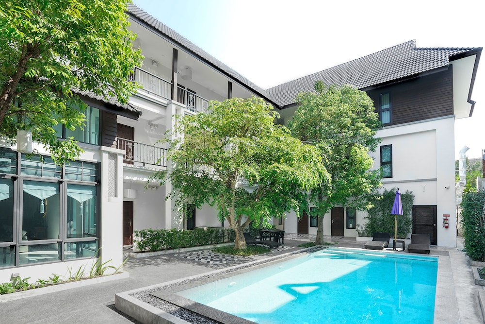 Paraiso Hotel Chiangmai 35/44