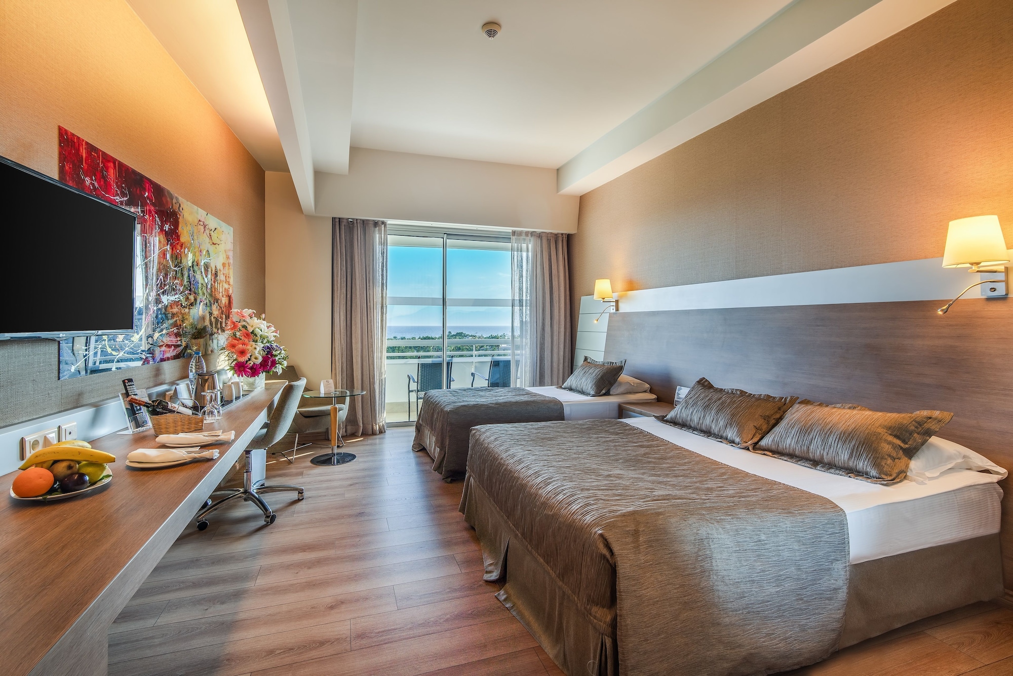 Deluxe Sea View Room With Balcony