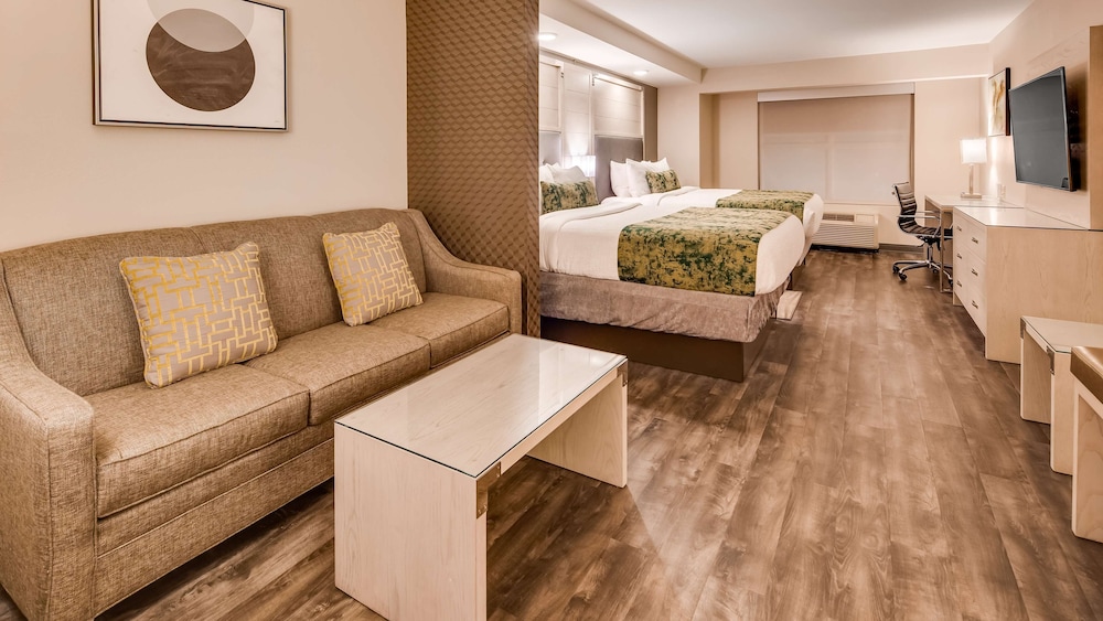 Best Western Premier I-95 Savannah Airport/ Pooler West 23/34
