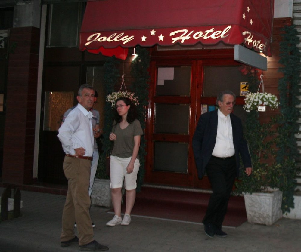 Jolly Hotel 10/47