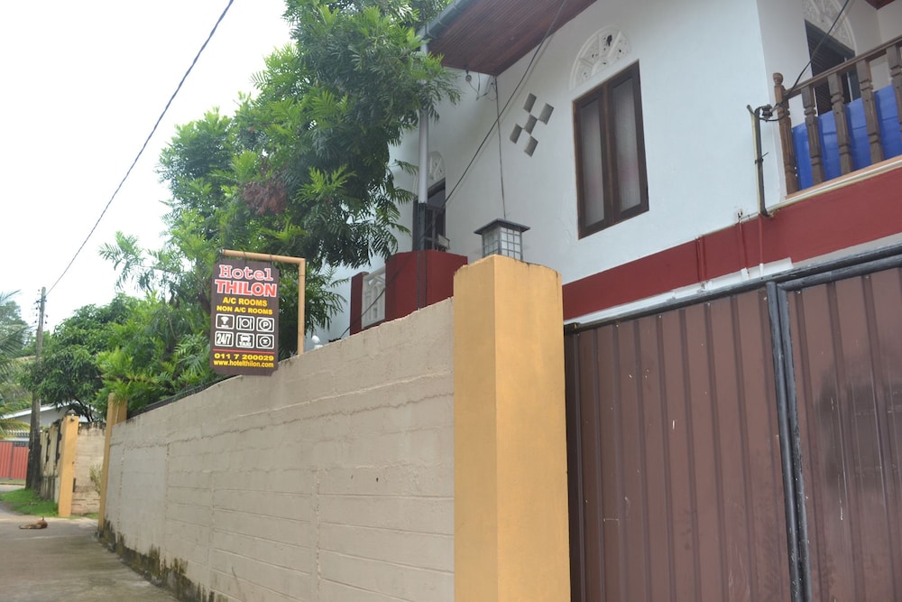 Hotel Thilon 4/32