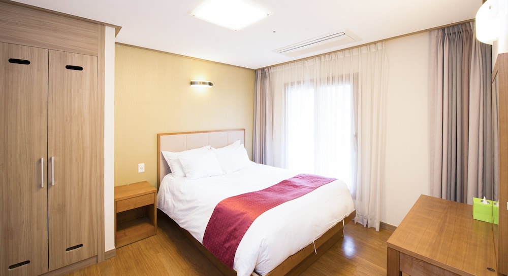 Holiday Inn & Suites Alpensia Pyeongchang Suites 15/73
