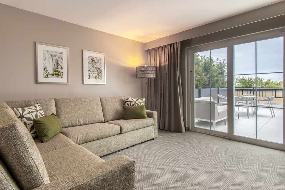 Courtyard by Marriott Jekyll Island 29/48