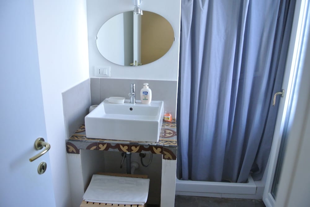 PALERMO ROOMS 40/42