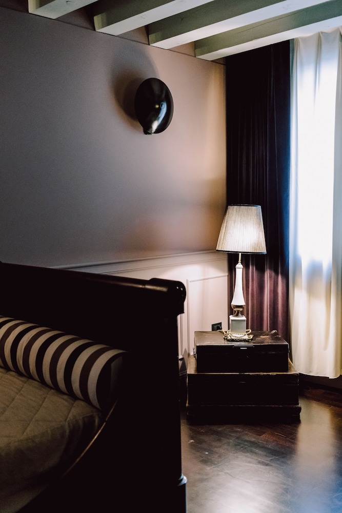 Maison Matilda 7/50