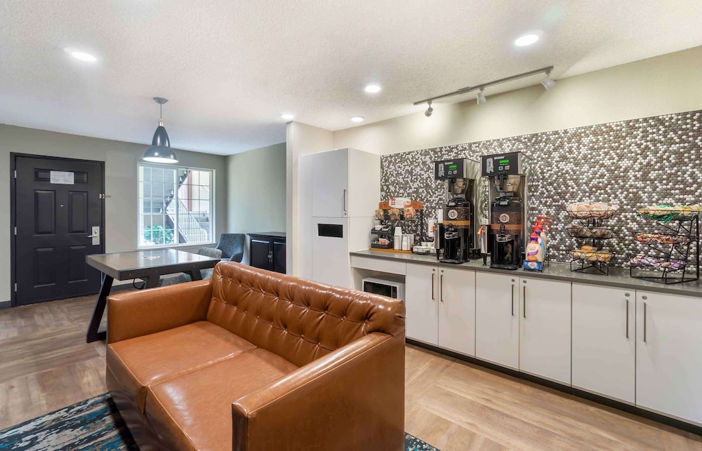 Extended Stay America - Seattle - Redmond 34/47