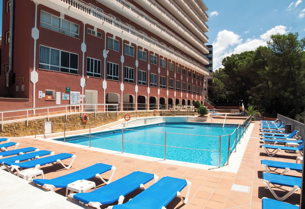 Ona Luna Park - Adults Friendly 12/67