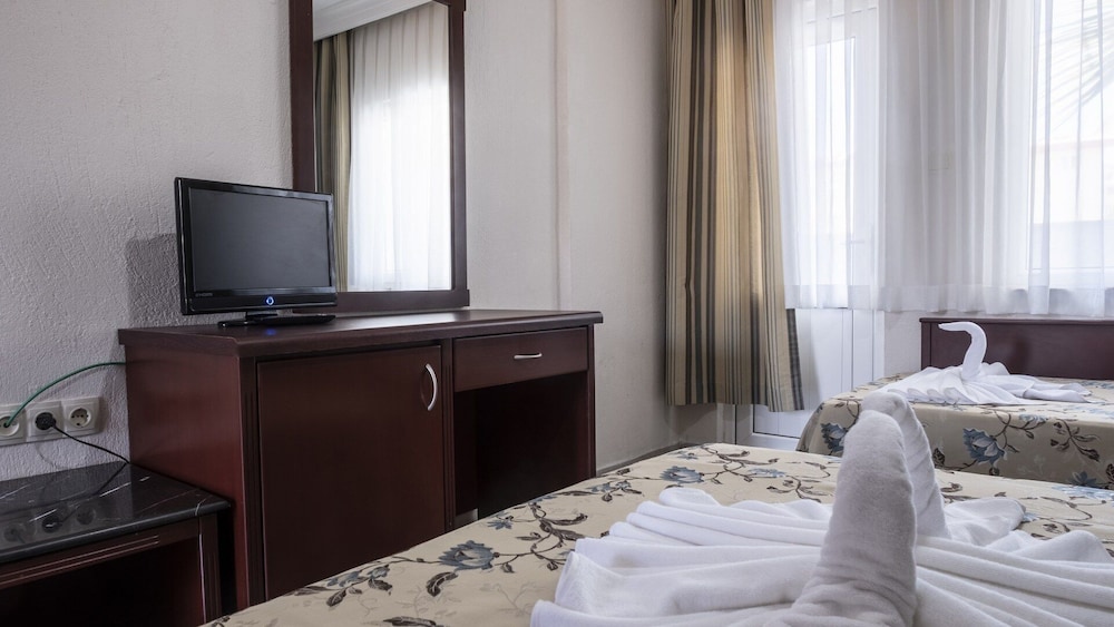 Side Spring Hotel 22/46