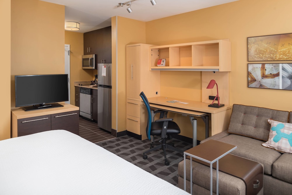 TownePlace Suites by Marriott New Hartford 31/48