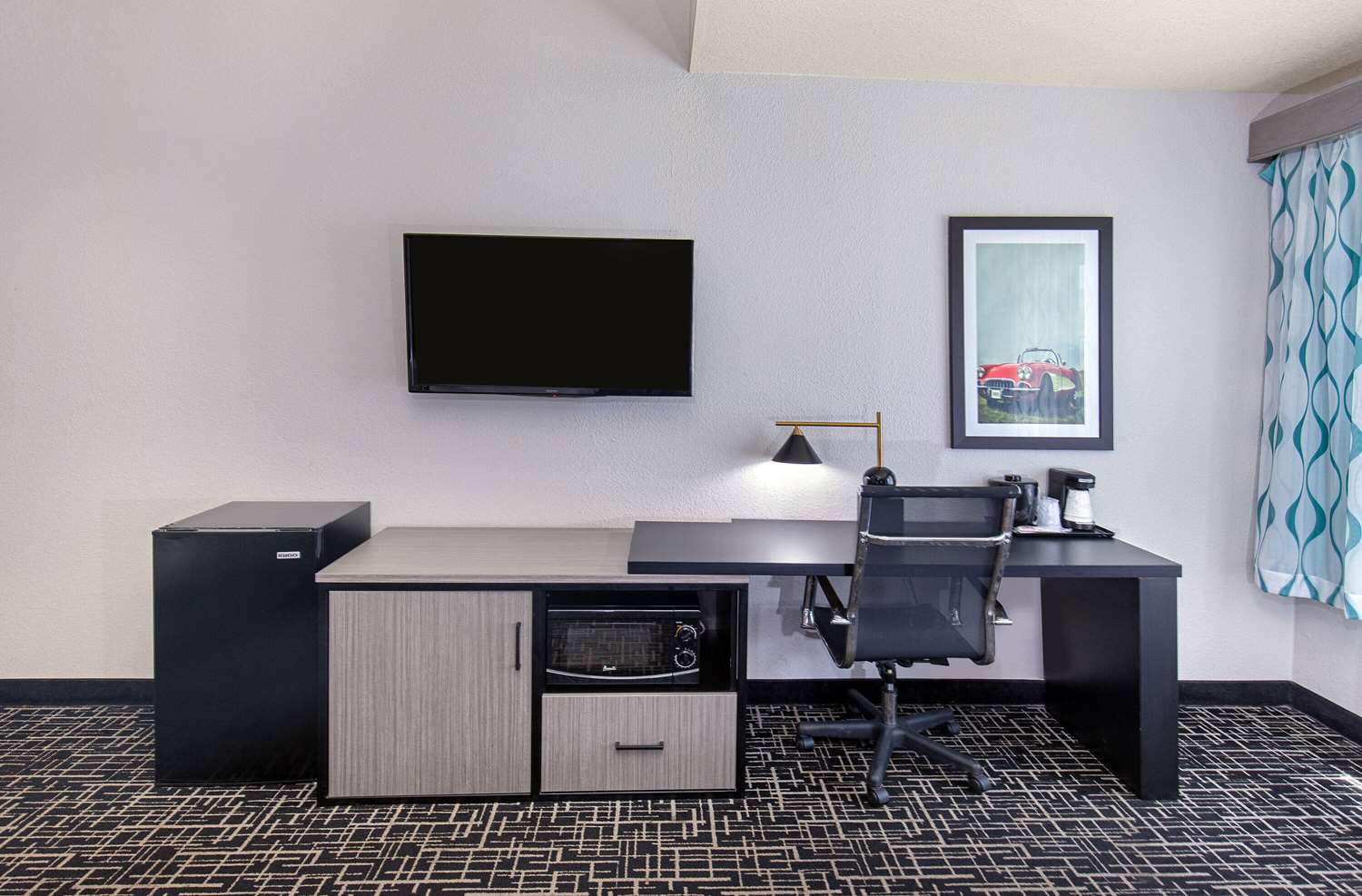 La Quinta Inn & Suites by Wyndham Bowling Green 37/51