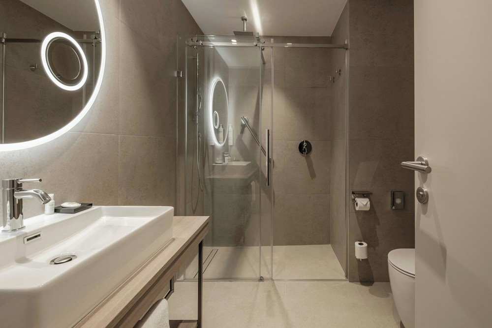 Courtyard by Marriott Sliema 49/50