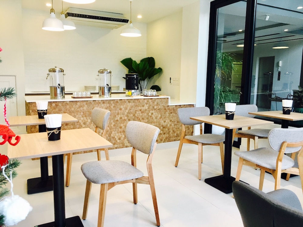 Hataara Hotel Huahin 37/46