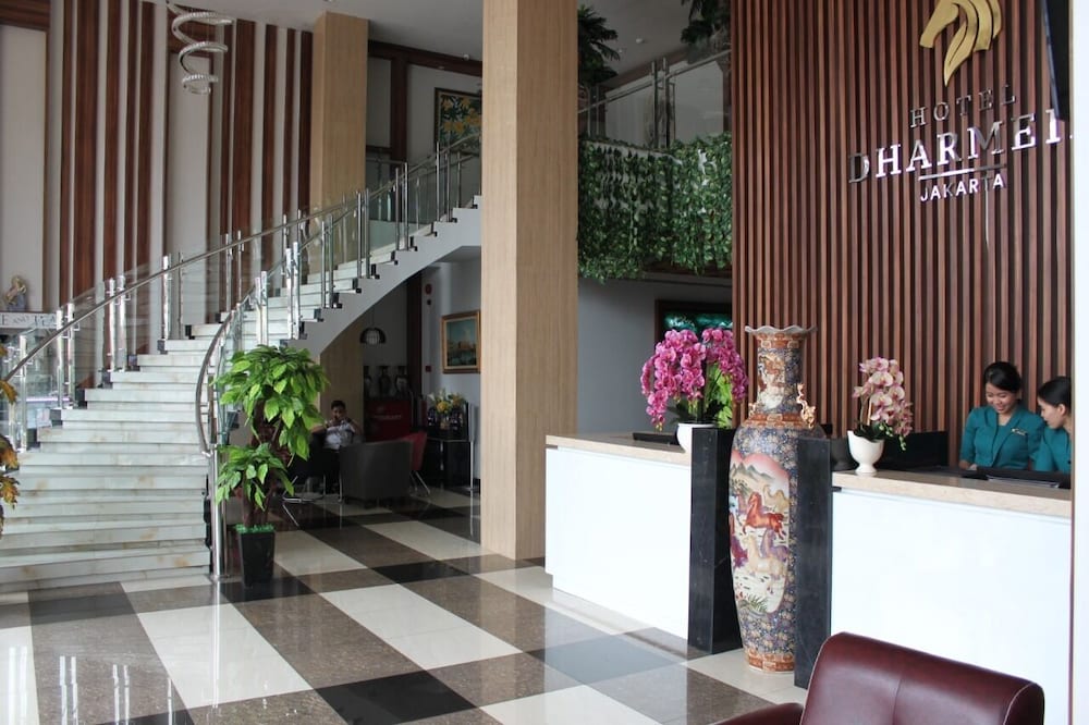 Hotel Dharmein Jakarta 1/58
