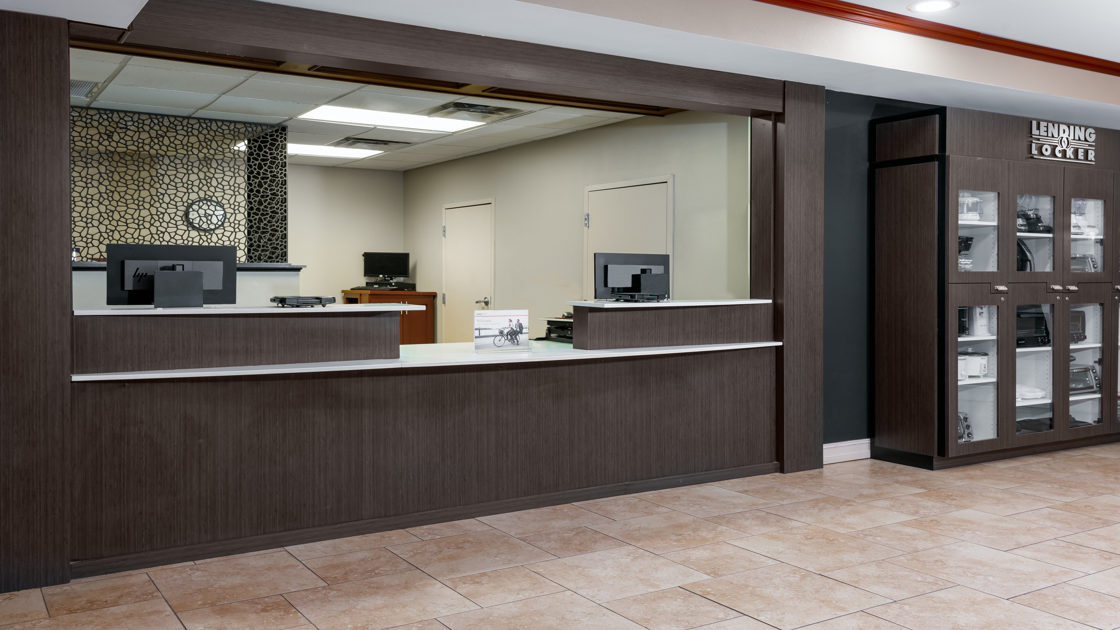 Candlewood Suites Athens 9/57