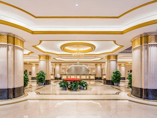 Lakeside Hotel Beijing 4/26