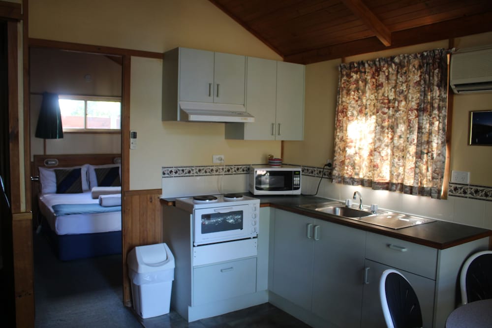 Lanis Holiday Island Caravan Park 7/67