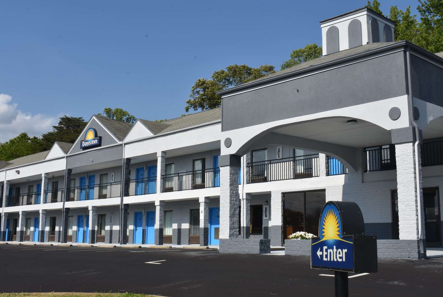 Days Inn by Wyndham Reidsville 2/19