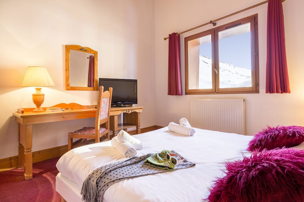 CLUB MMV VAL CENIS HOTEL 18/50