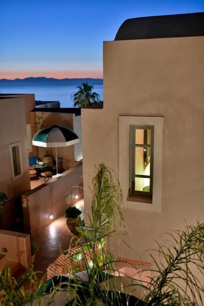 Terra Verde Oia by K&K 9/59