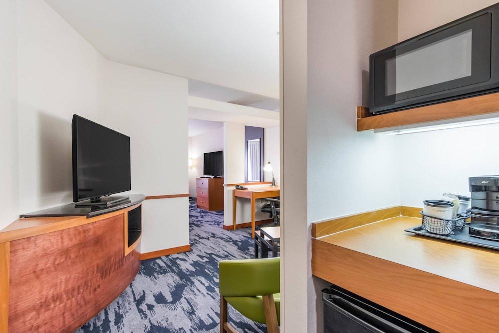 Fairfield Inn And Suites Columbia 26/36