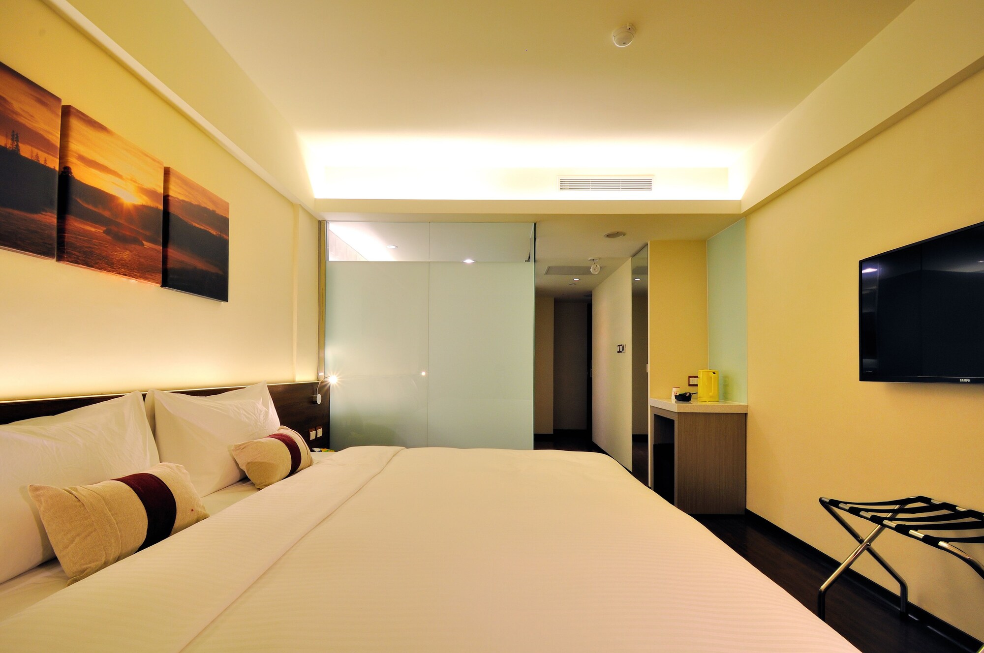 COMFORT, DOUBLE BED