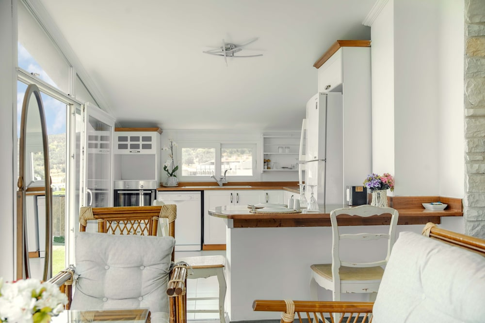 Cunda Aksac Otel 31/50