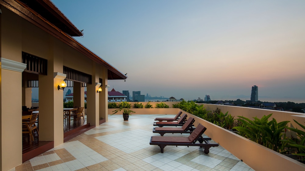 Aiyara Palace 59/63