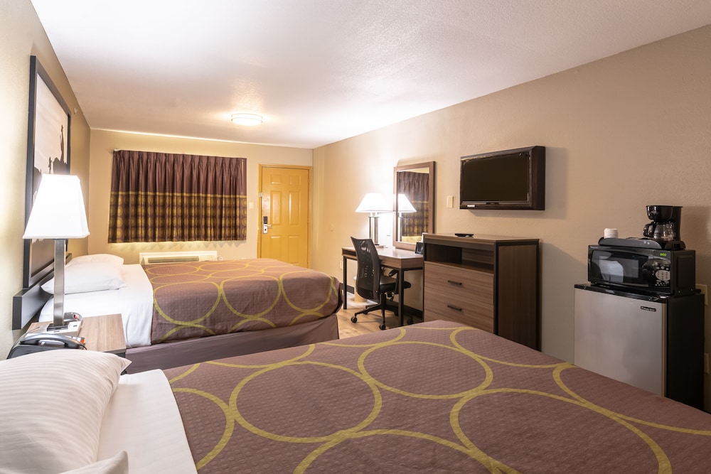 Super 8 By Wyndham Dallas East Near Fair Park Downtown 7/21