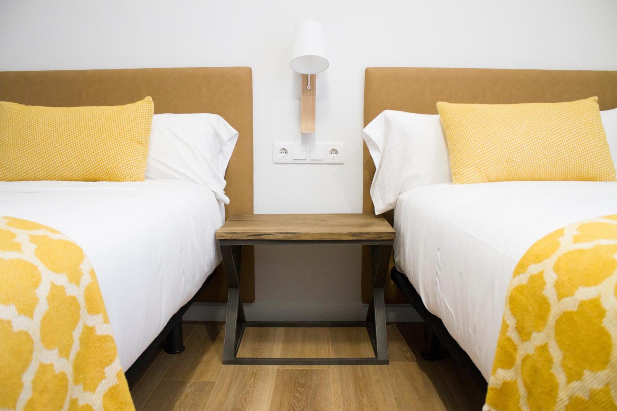 Lux Apartamentos Rosalia 4/17