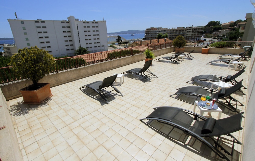 Hotel Le Petit Prince 38/49