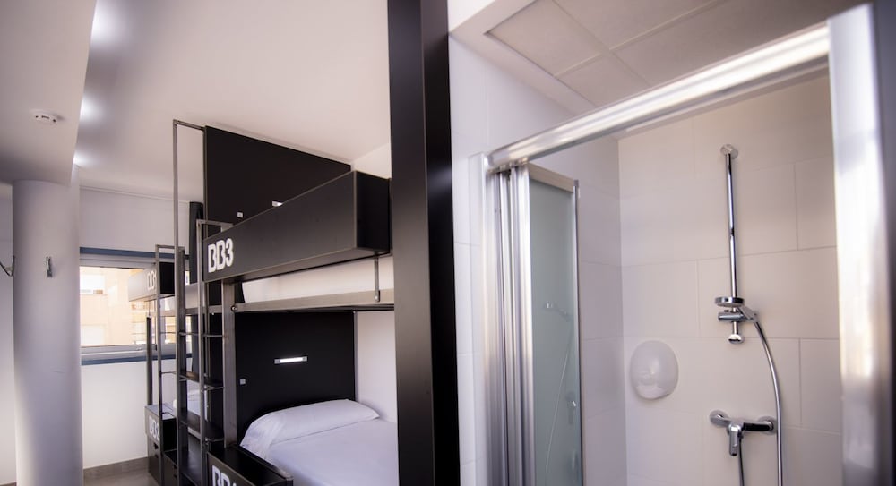 Bea Beach Hostel 39/44