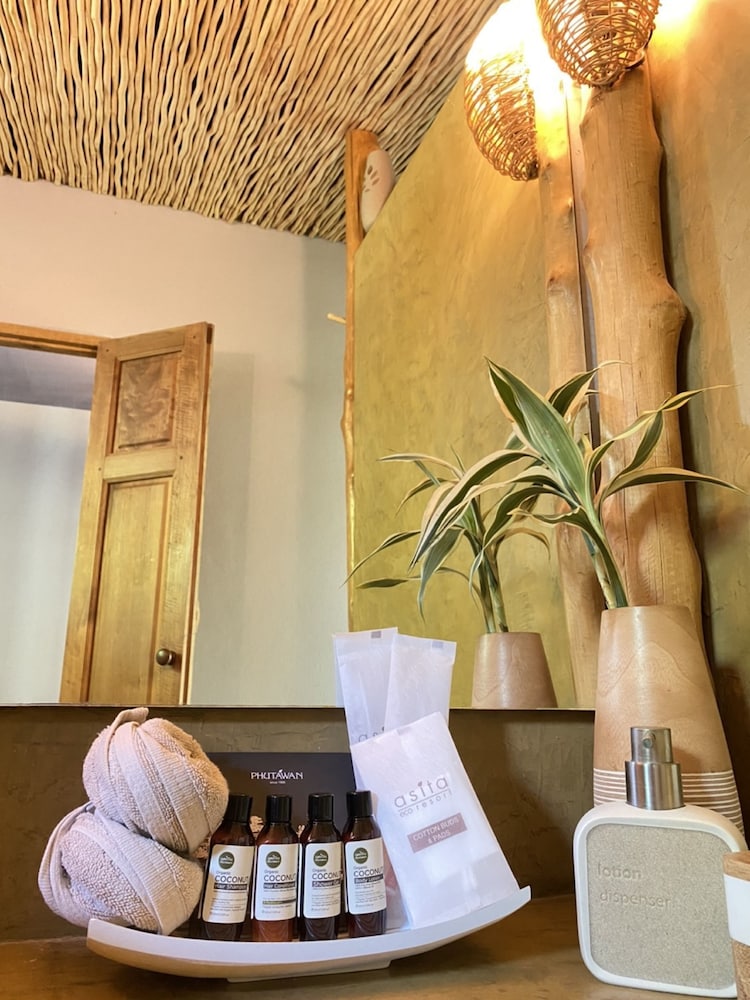 Asita Eco Resort 55/74