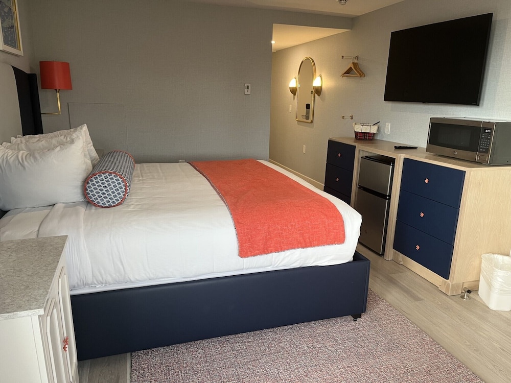 Anchorage Inn and Resort 9/50