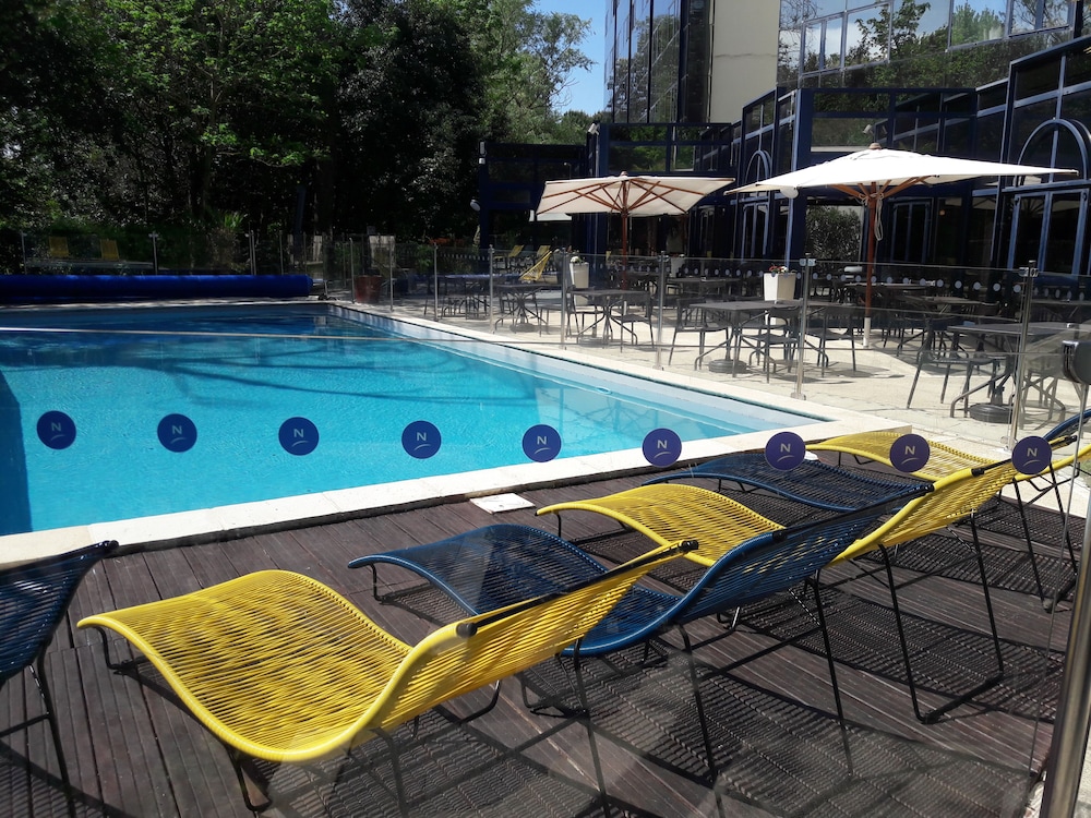 NOVOTEL LA ROCHELLE CENTRE 2/72