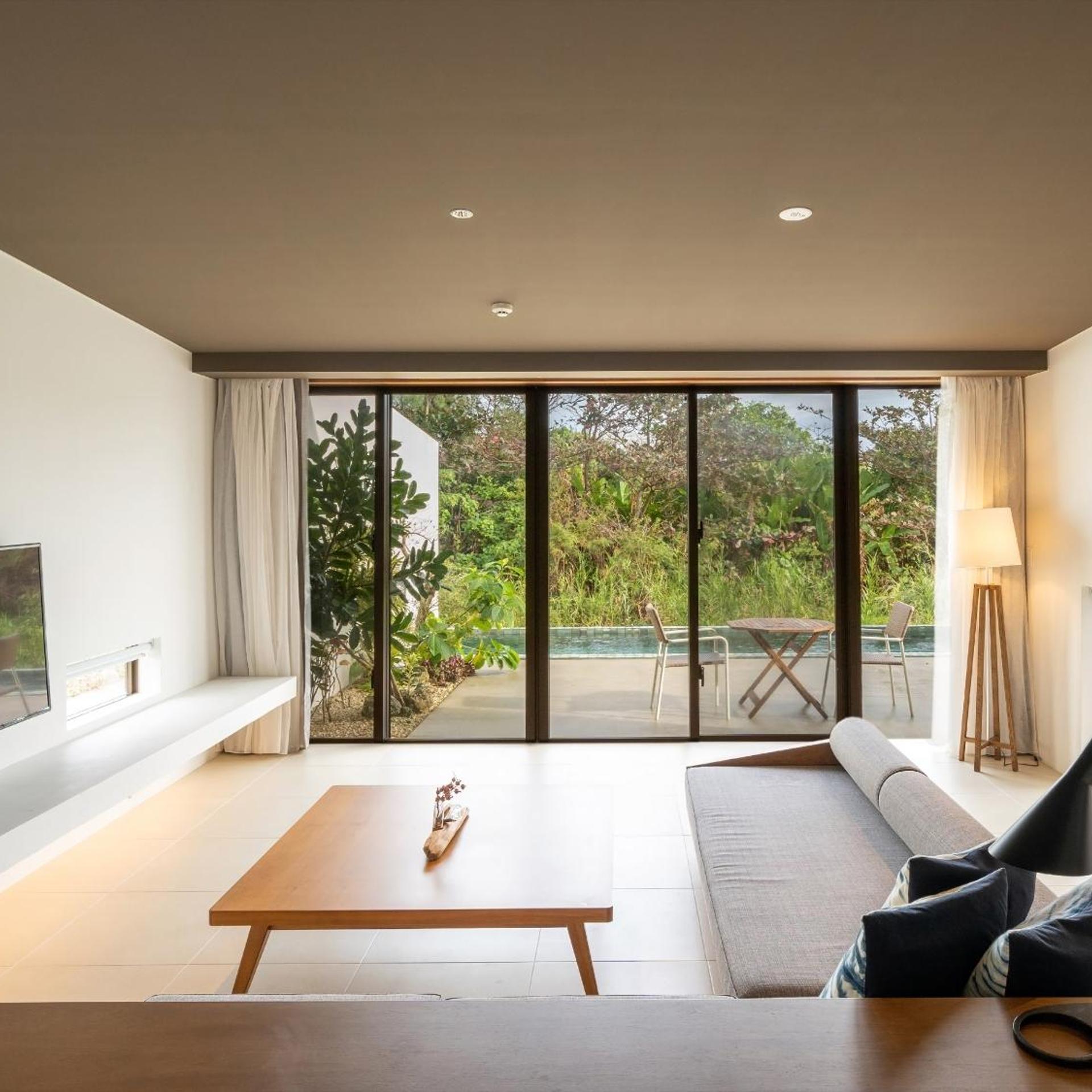 فيلا بريميير، The Rescape 5/6