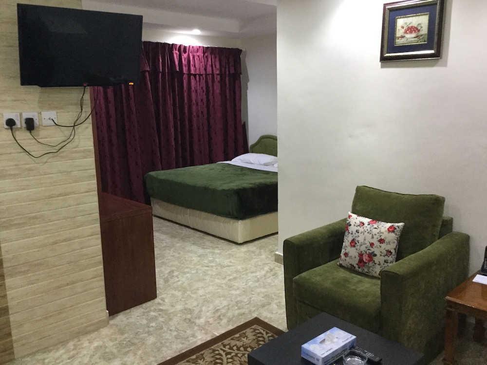 Continental Suite Farwaniya 11/20
