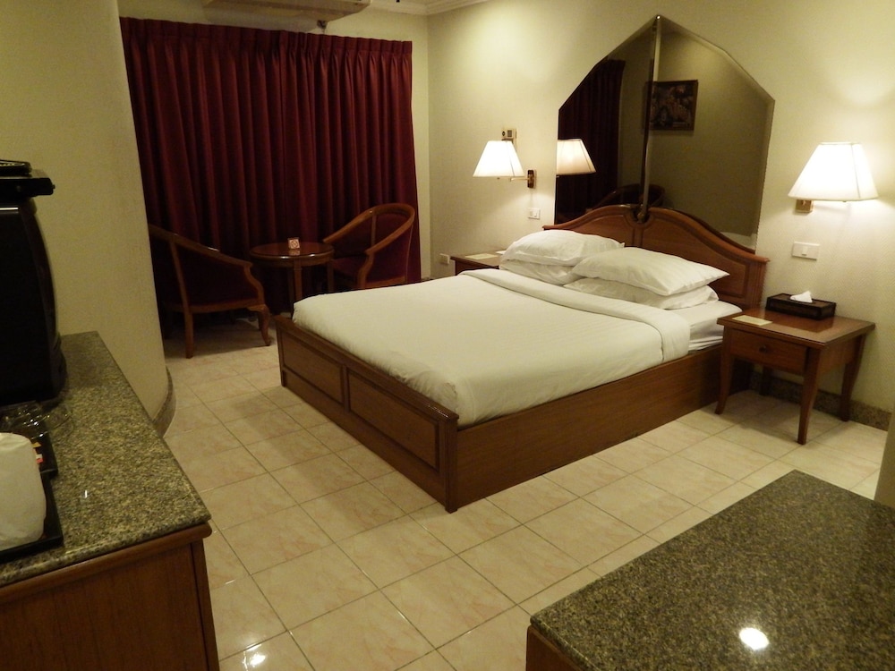 Copa Hotel 18/63