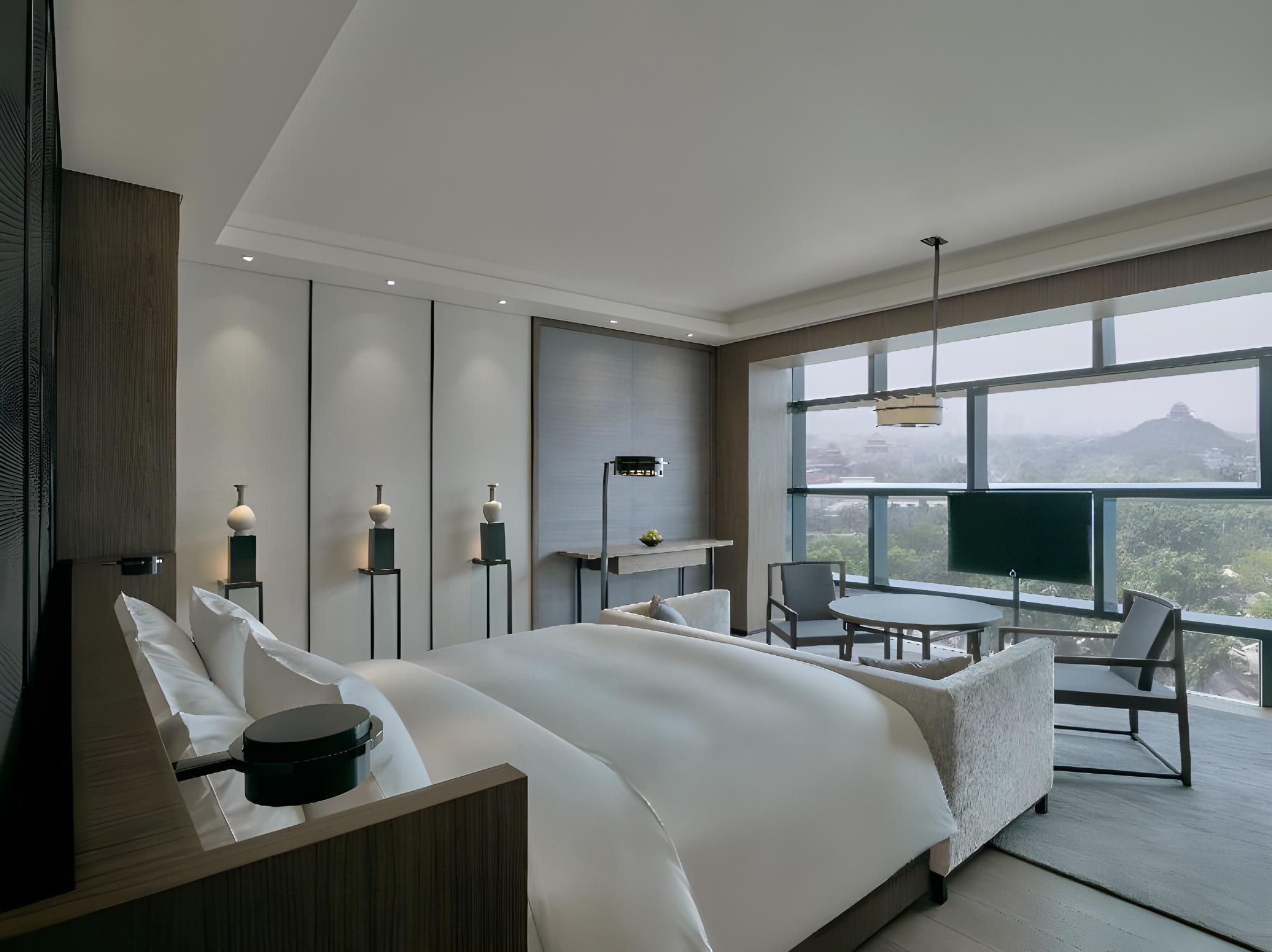 Grand Studio Room