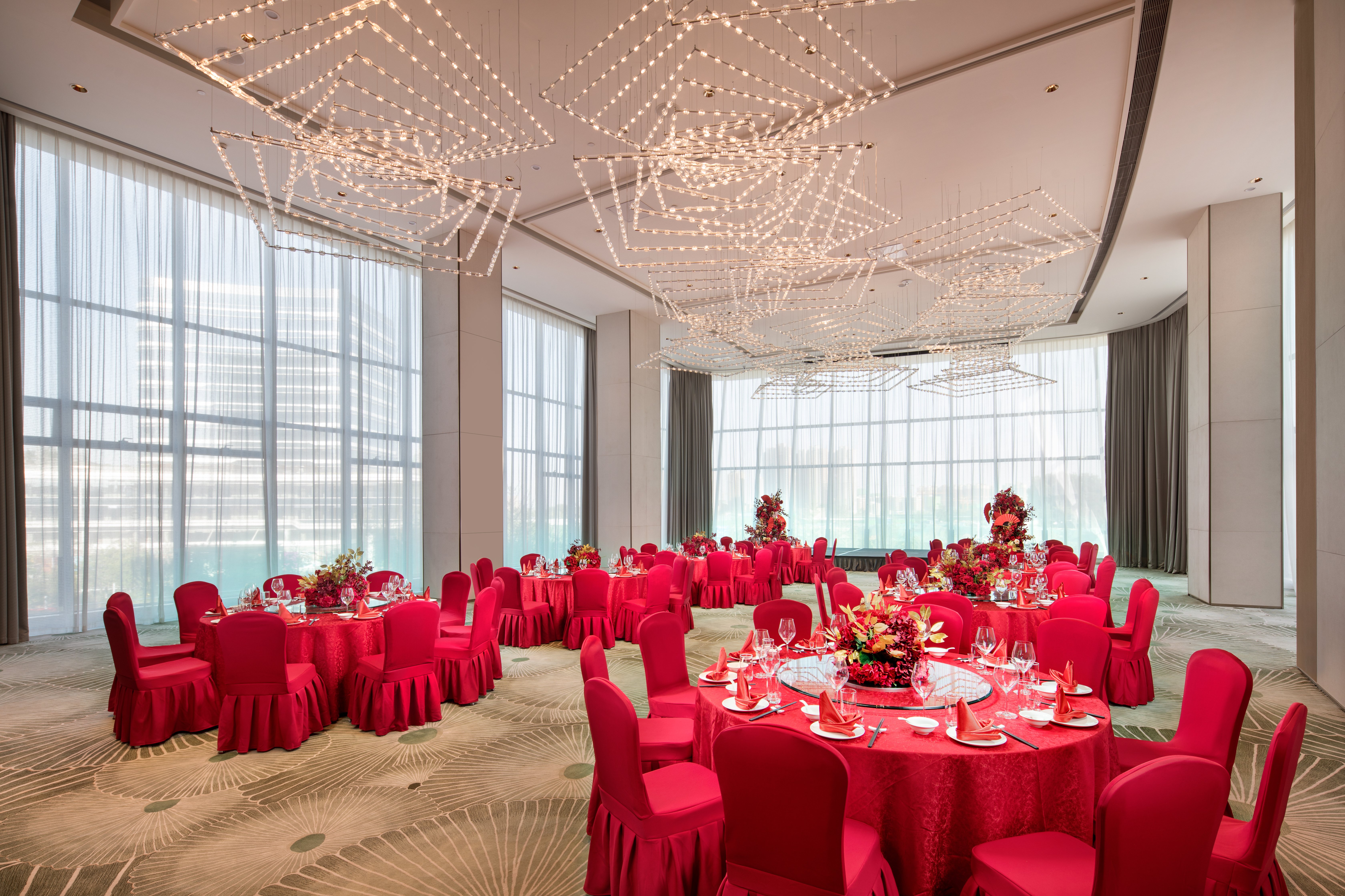 Holiday Inn Zhengzhou Riverside 7/16