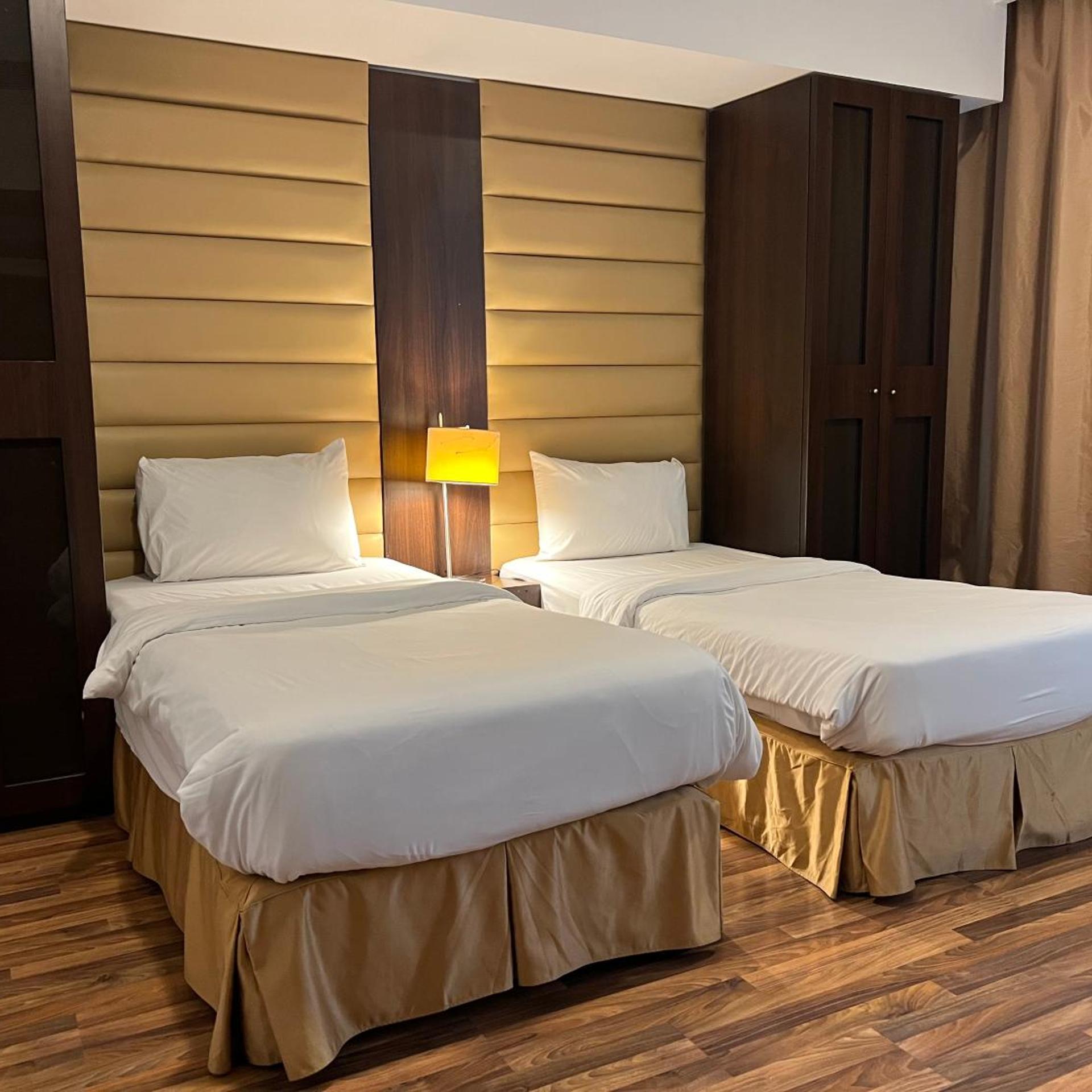 2 Bedrooms, Diplomat, Suite, Sea View