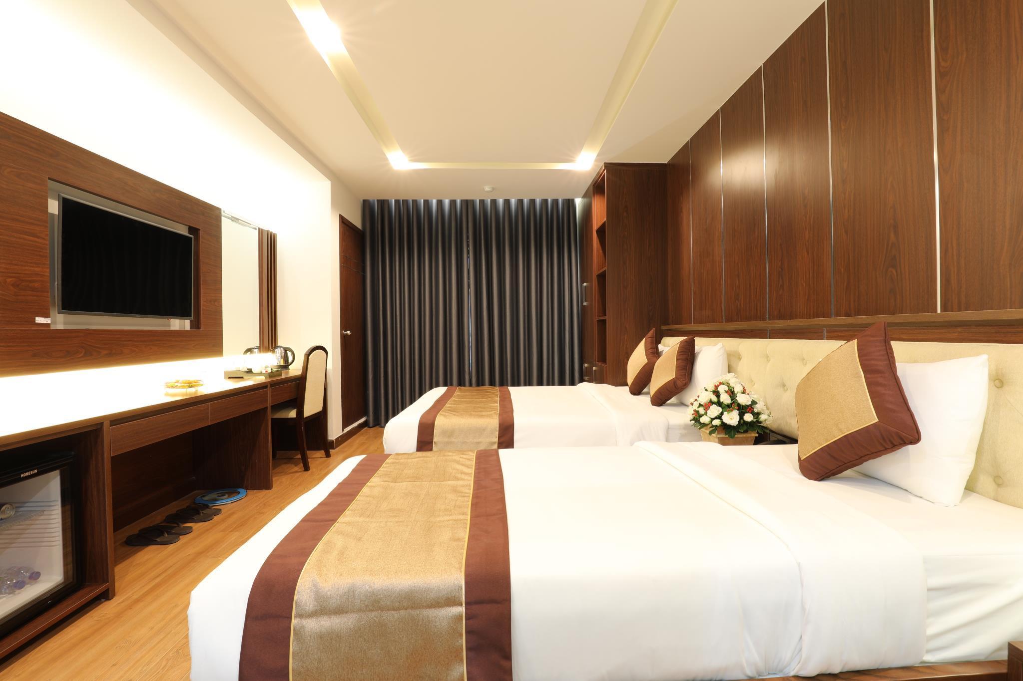 Family, 1 Double and 1 Single Bed