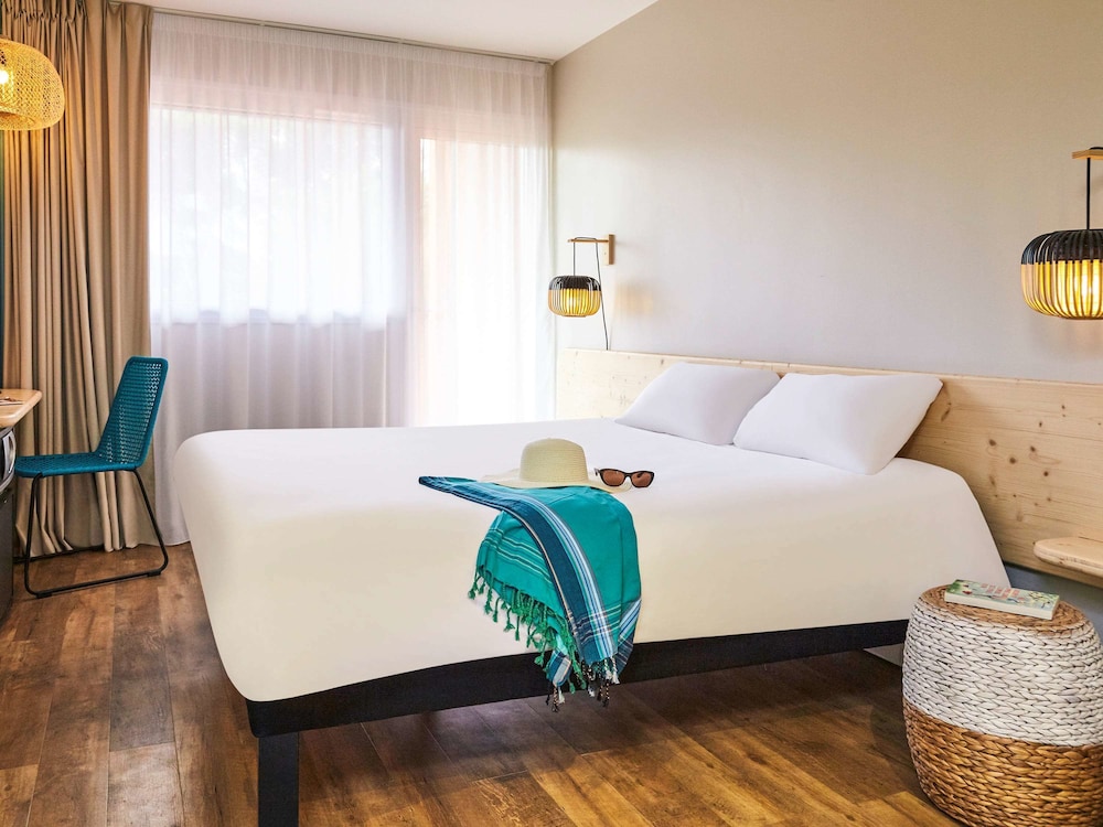 Ibis Hyeres Plage Thalassa 17/68
