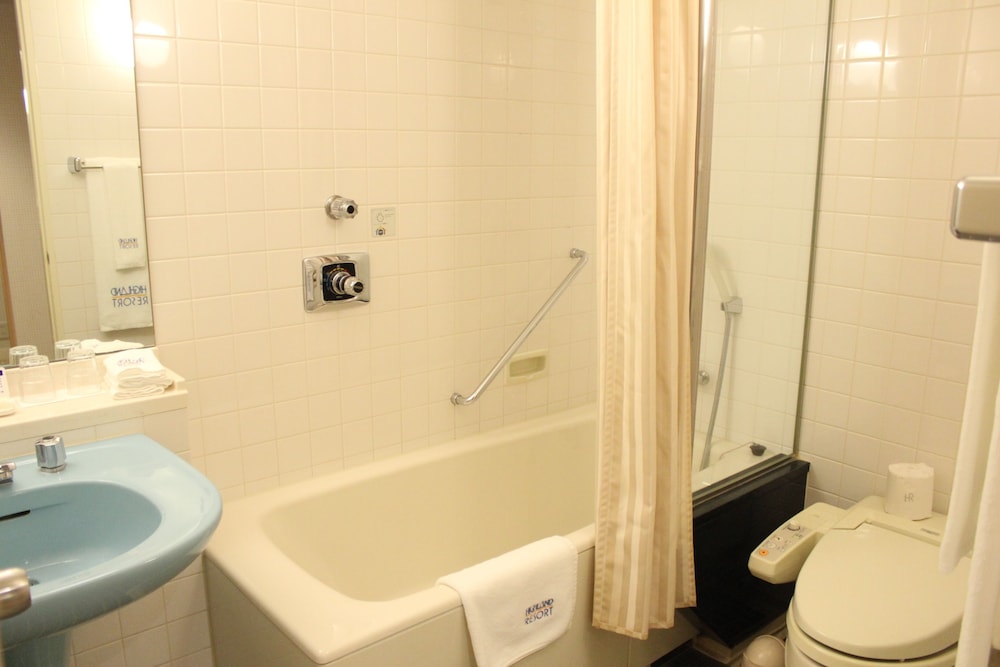 Highland Resort Hotel And Spa 48/50