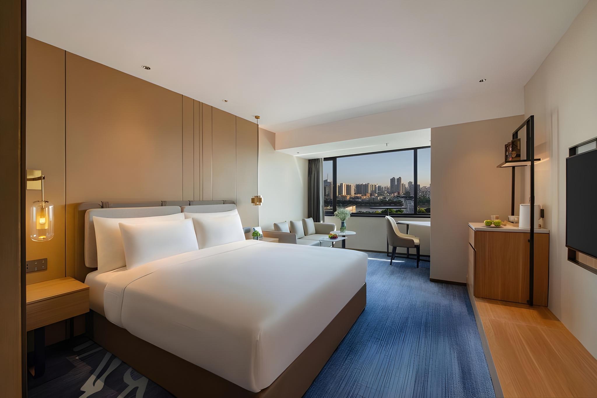 SUPERIOR, DOUBLE BED