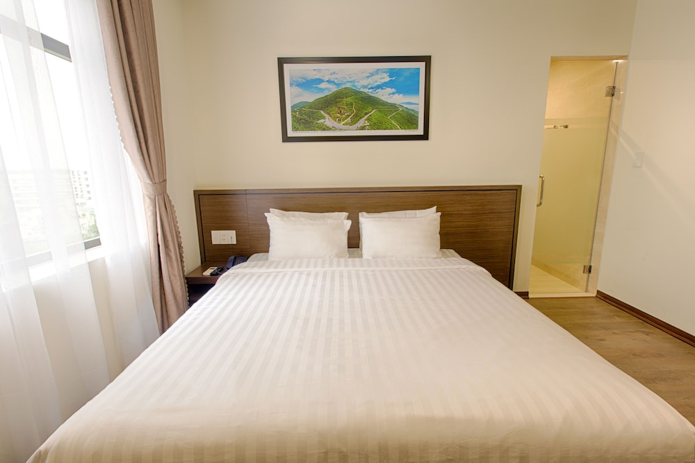 Central Hotel & Spa 13/67