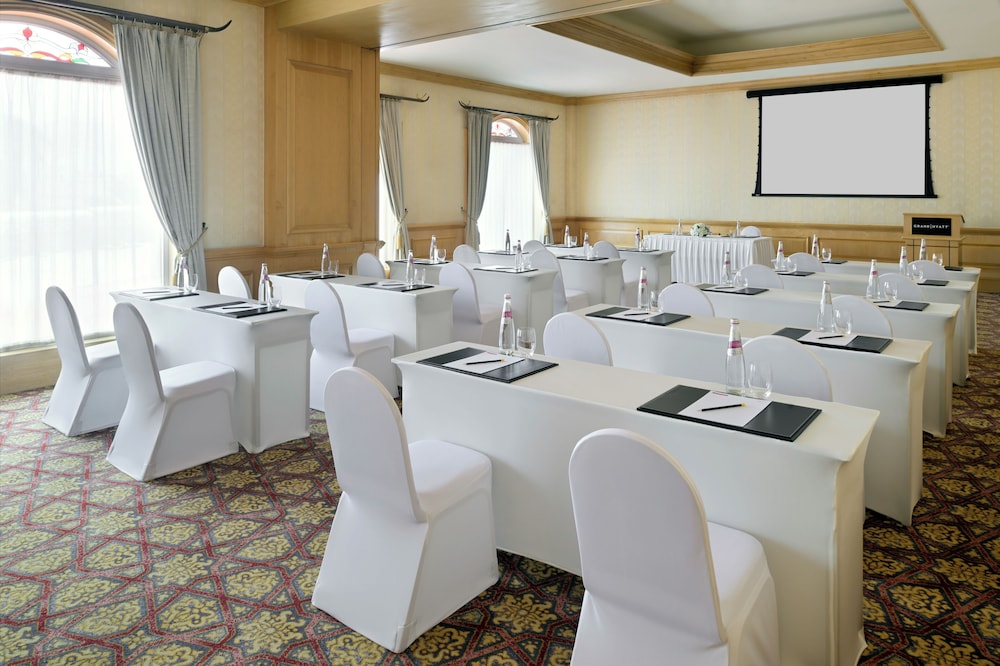 Grand Hyatt Muscat Hotel 39/50