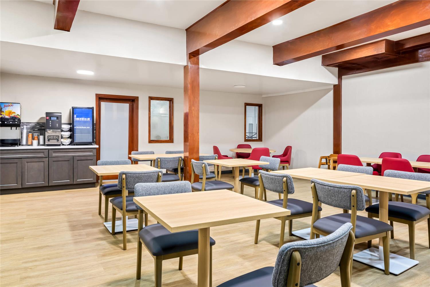 Comfort Inn & Suites Livingston, MT 30/51