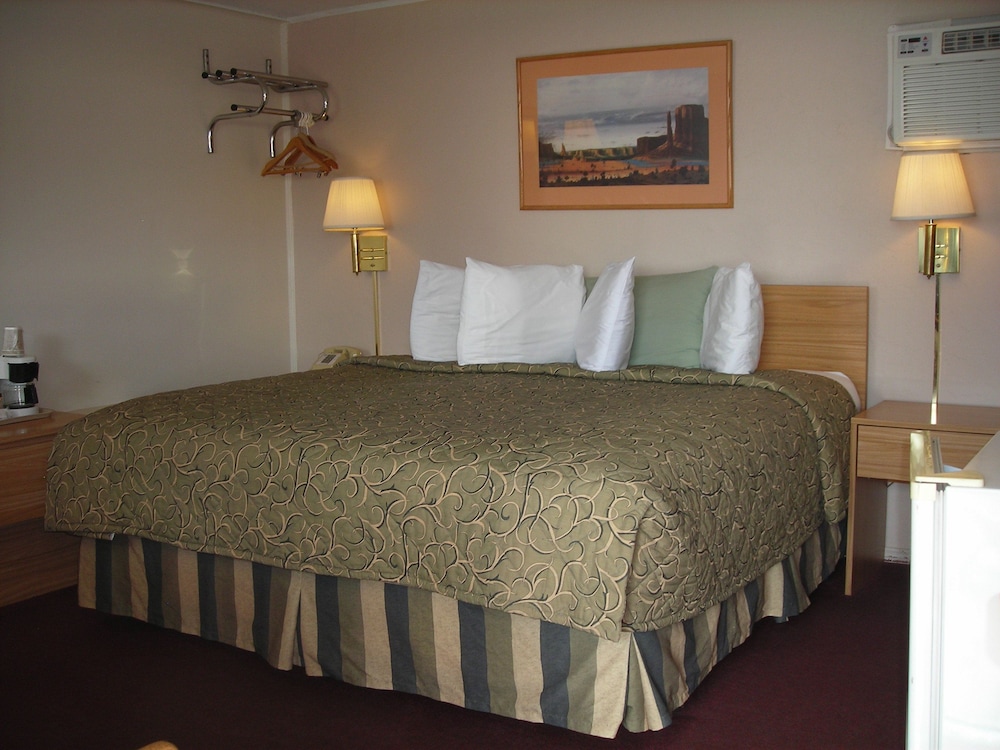 Knights Inn Cortez Co 21/51