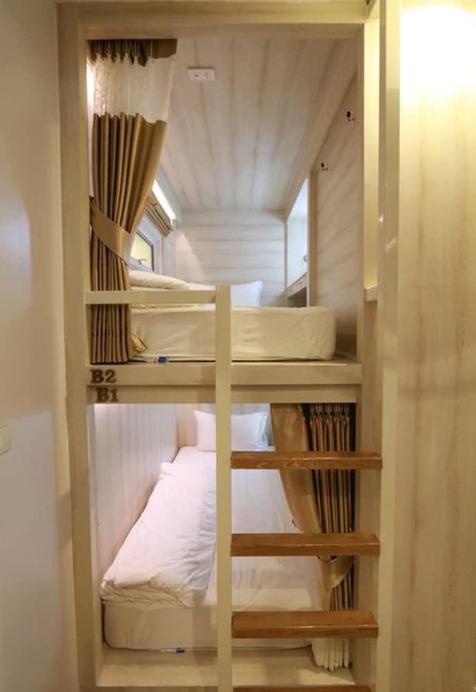 Lady M Hostel At Suvarnabhumi Airport - Female Only 27/49