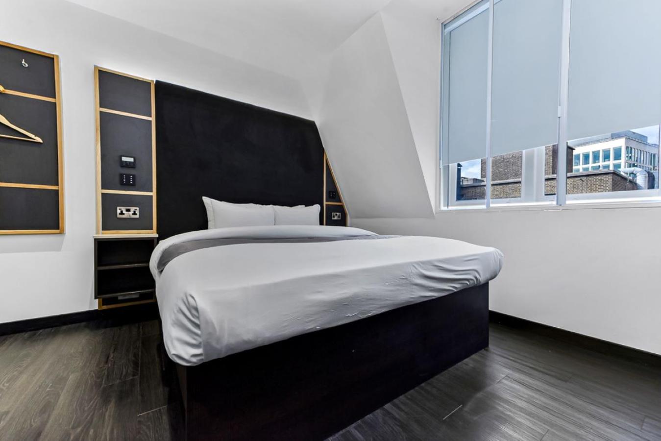 Standard, King Bed